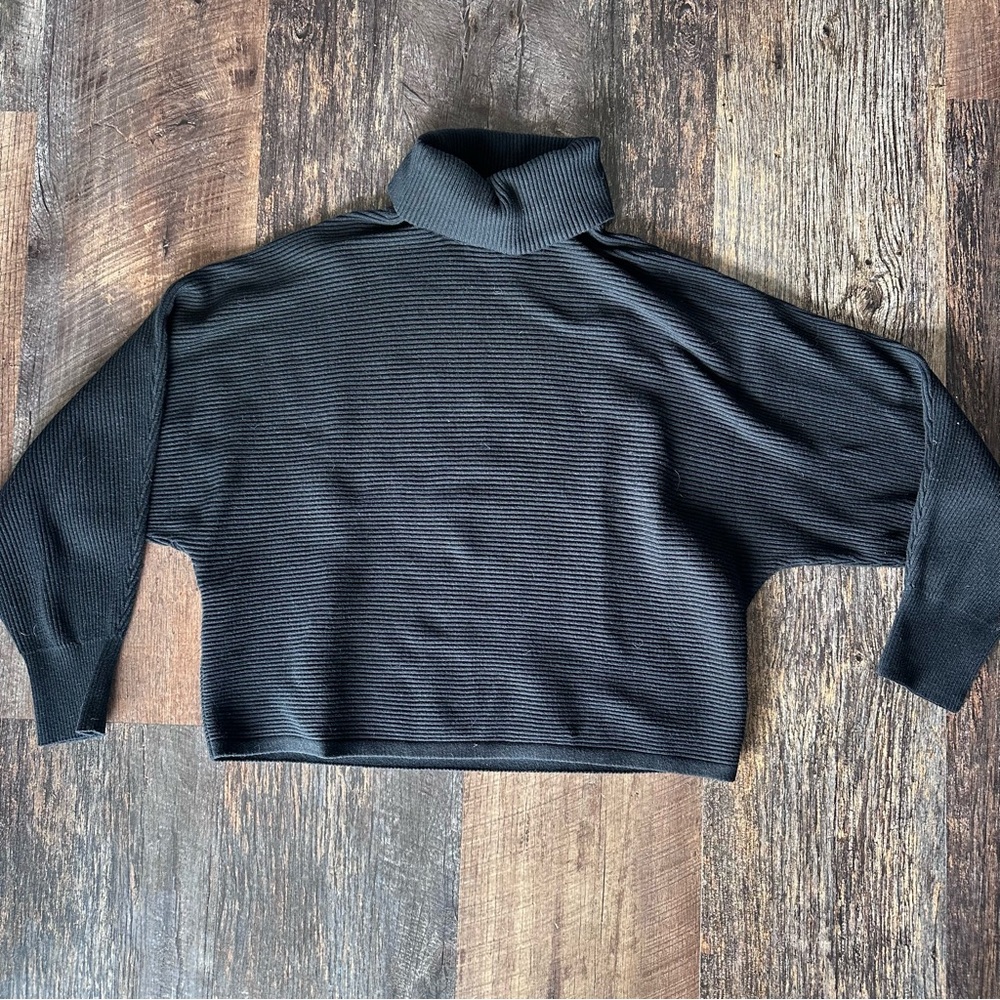 Old Navy Black Ribbed Knit Turtleneck Sweater